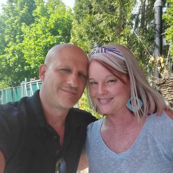 Meet your Posher, Pammy - Picture 2 of 2